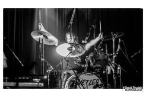 henry holmes - drummer - wet leg - Elysée Montmartre - Paris 2022 - david poulain